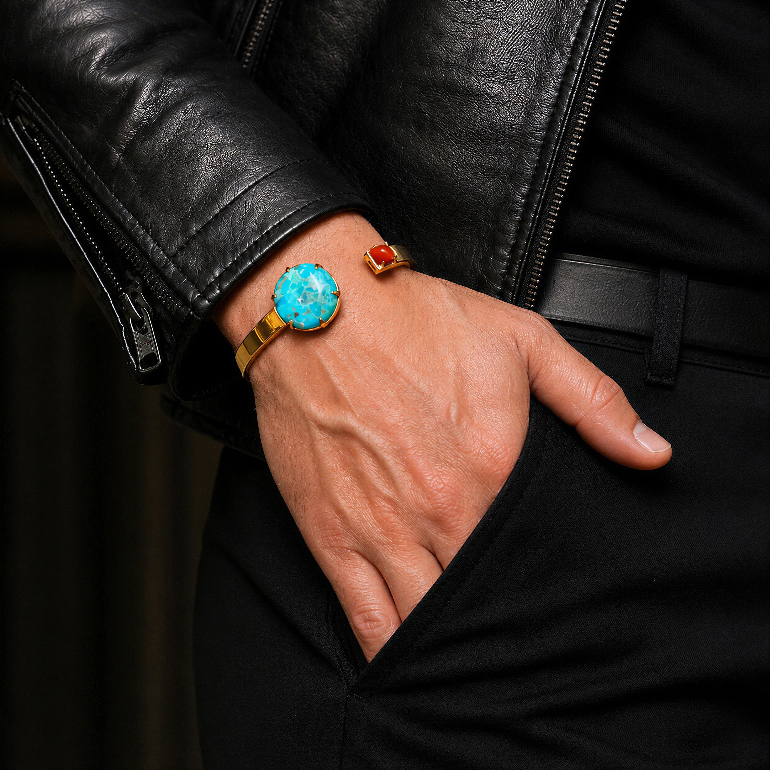 Candy Cuff Gold & Blue/Red