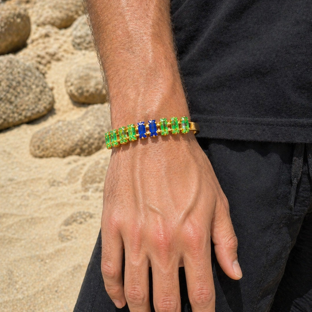 Vertebrae Cuff in Gold